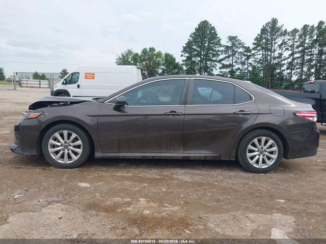 4T1B11HK6JU108078 Toyota CAMRY LE