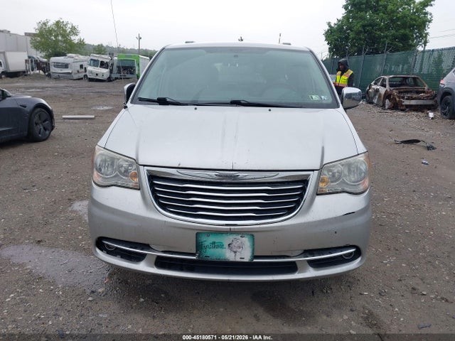 45180571 :رقم المزاد ، 2A4RR8DG7BR614971 vin ، 2011 Chrysler Town & Country Touring-l مزاد بيع