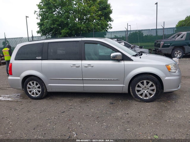 45180571 :رقم المزاد ، 2A4RR8DG7BR614971 vin ، 2011 Chrysler Town & Country Touring-l مزاد بيع