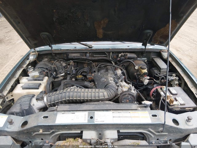 45180582 :رقم المزاد ، 4F4ZR17X5WTM28151 vin ، 1998 Mazda B4000 Se مزاد بيع