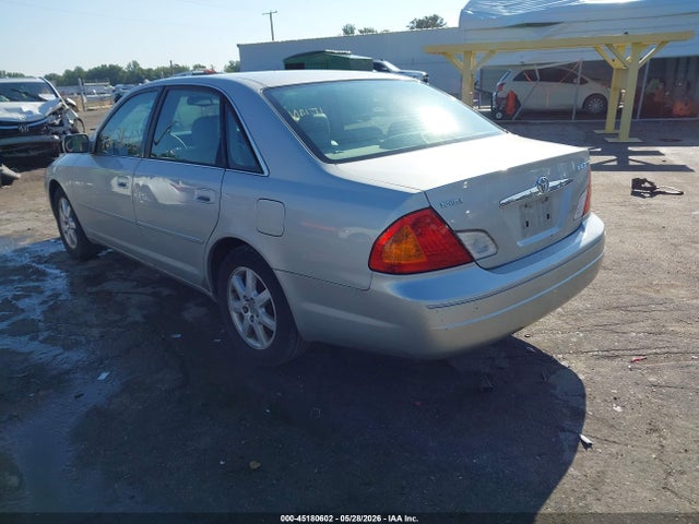 45180602 :رقم المزاد ، 4T1BF28B02U255795 vin ، 2002 Toyota Avalon Xls مزاد بيع