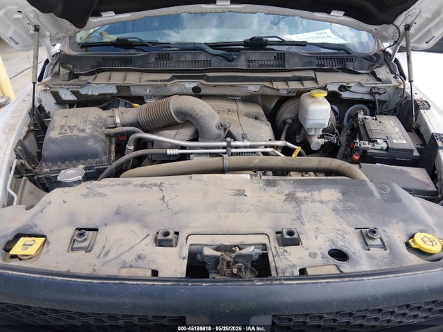 45180618 :رقم المزاد ، 3C6TR4HT8JG356015 vin ، 2018 Ram 2500 Tradesman  4x2 8' Box مزاد بيع