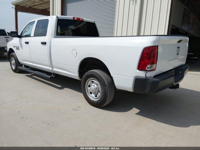 45180618 :رقم المزاد ، 3C6TR4HT8JG356015 vin ، 2018 Ram 2500 Tradesman  4x2 8' Box مزاد بيع