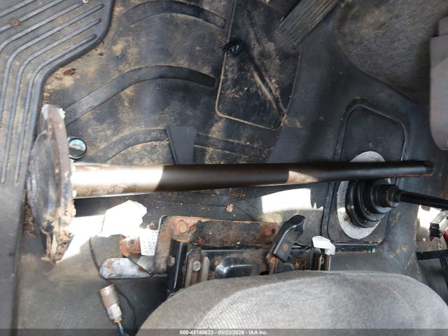 45180623 :رقم المزاد ، 1FUJC5DV0BDAY3810 vin ، 2011 Freightliner M2 112 Medium Duty مزاد بيع