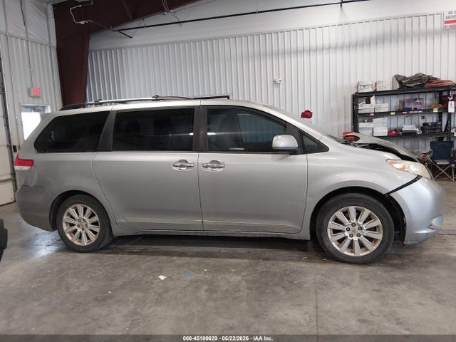 Aukcja sprzedaży 2011 Toyota Sienna Xle, vin: 5TDDK3DC7BS024409, numer aukcji: 45180629