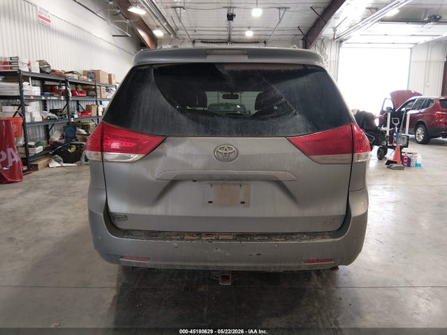 Aukcja sprzedaży 2011 Toyota Sienna Xle, vin: 5TDDK3DC7BS024409, numer aukcji: 45180629