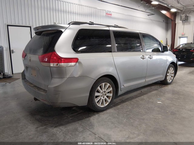 Aukcja sprzedaży 2011 Toyota Sienna Xle, vin: 5TDDK3DC7BS024409, numer aukcji: 45180629
