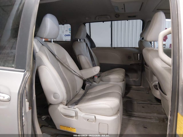 Aukcja sprzedaży 2011 Toyota Sienna Xle, vin: 5TDDK3DC7BS024409, numer aukcji: 45180629
