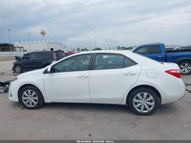Aukcja sprzedaży 2018 Toyota Corolla Le, vin: 5YFBURHE4JP771649, numer aukcji: 45180630