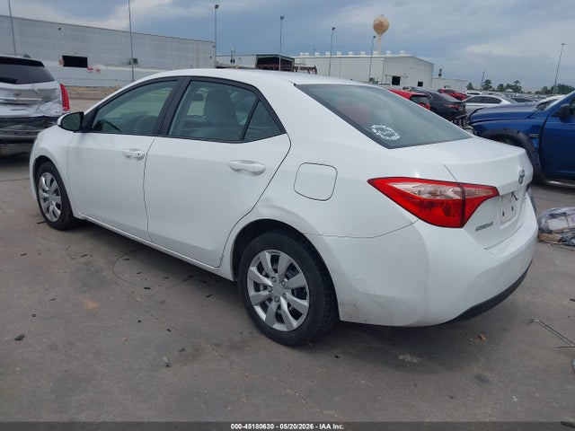 Aukcja sprzedaży 2018 Toyota Corolla Le, vin: 5YFBURHE4JP771649, numer aukcji: 45180630