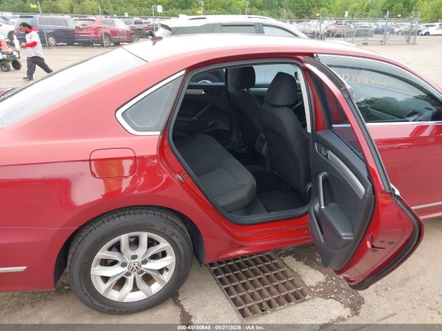 45180648 :رقم المزاد ، 1VWAT7A32GC068545 vin ، 2016 Volkswagen Passat 1.8t S مزاد بيع