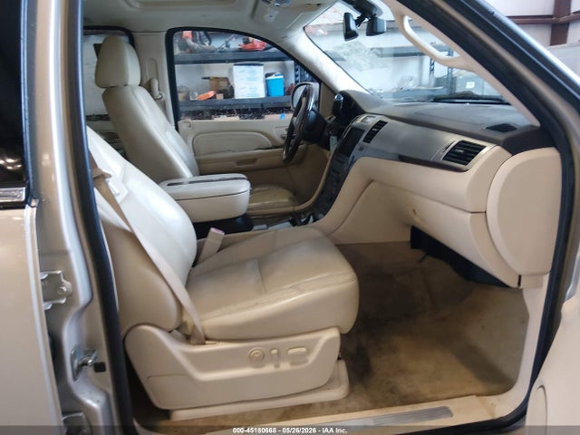 Продаж на аукціоні авто 2008 Cadillac Escalade Standard, vin: 1GYFK63818R166263, номер лоту: 45180668