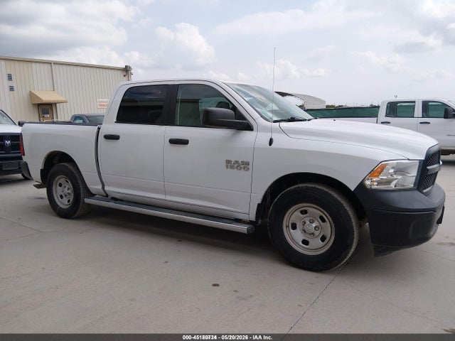 45180734 :رقم المزاد ، 1C6RR6KG1GS382166 vin ، 2016 Ram 1500 Tradesman مزاد بيع