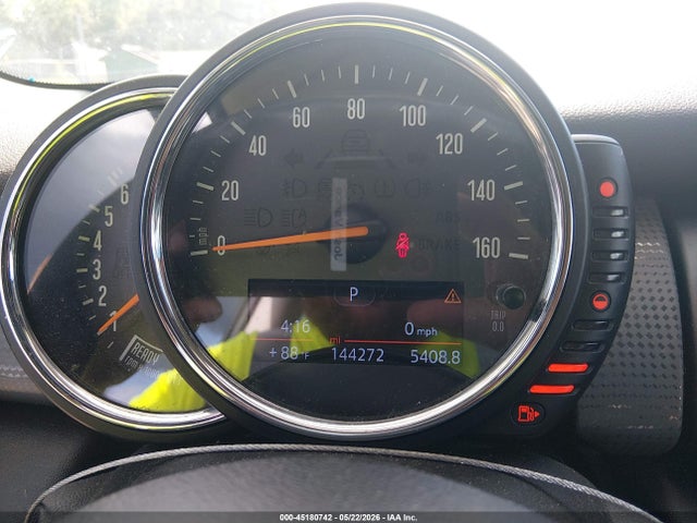 Продаж на аукціоні авто 2015 Mini Hardtop Cooper, vin: WMWXM5C58FT940171, номер лоту: 45180742