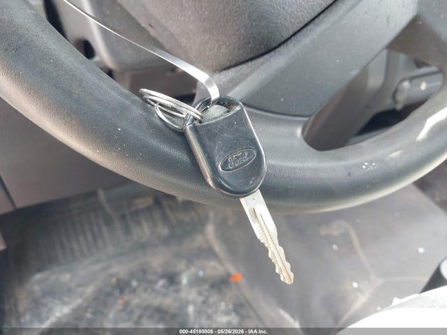 45180808 :رقم المزاد ، 1FTMF1CMXDKF00536 vin ، 2013 Ford F-150 Xl مزاد بيع