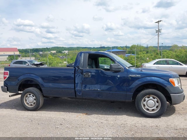 45180808 :رقم المزاد ، 1FTMF1CMXDKF00536 vin ، 2013 Ford F-150 Xl مزاد بيع