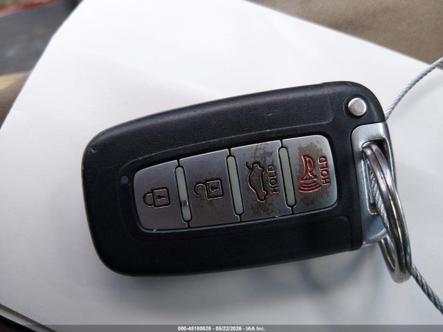 2012 Hyundai Sonata Hybrid მანქანა იყიდება აუქციონზე, vin: KMHEC4A44CA056992, აუქციონის ნომერი: 45180828