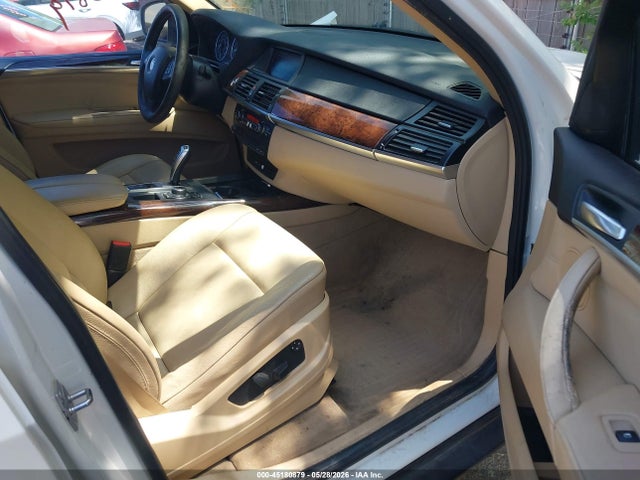 2010 Bmw X5 Xdrive30i მანქანა იყიდება აუქციონზე, vin: 5UXFE4C54AL383899, აუქციონის ნომერი: 45180879