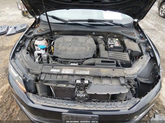 Aukcja sprzedaży 2019 Volkswagen Passat 2.0t Wolfsburg Edition, vin: 1VWLA7A32KC005520, numer aukcji: 45180894