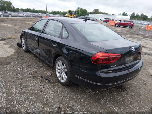 Aukcja sprzedaży 2019 Volkswagen Passat 2.0t Wolfsburg Edition, vin: 1VWLA7A32KC005520, numer aukcji: 45180894