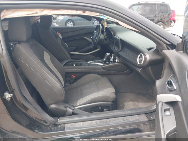 Chevrolet Camaro 1lt 2018 1G1FB1RX4J0174903 Image 5
