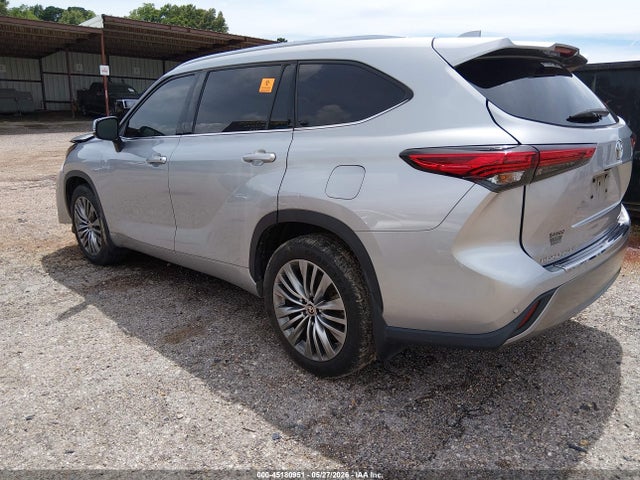 Toyota Highlander Platinum 2021 5TDFZRBH8MS149542 Image 3