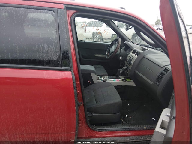 Продаж на аукціоні авто 2011 Ford Escape Xlt, vin: 1FMCU0DG8BKB38980, номер лоту: 45180982