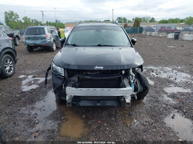 2017 Jeep New Compass Latitude Fwd მანქანა იყიდება აუქციონზე, vin: 3C4NJCBB7HT647786, აუქციონის ნომერი: 45180986