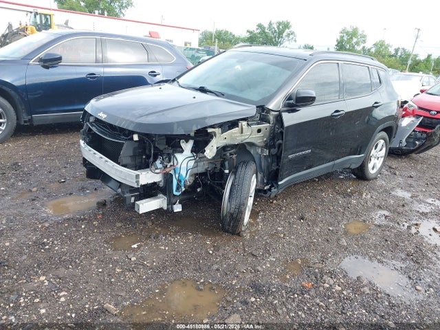 2017 Jeep New Compass Latitude Fwd მანქანა იყიდება აუქციონზე, vin: 3C4NJCBB7HT647786, აუქციონის ნომერი: 45180986
