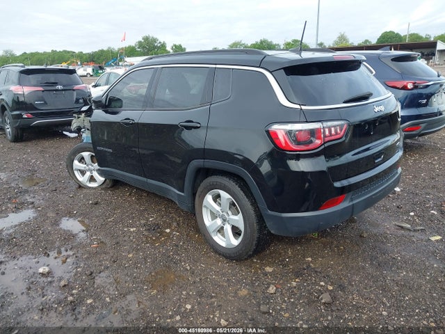 2017 Jeep New Compass Latitude Fwd მანქანა იყიდება აუქციონზე, vin: 3C4NJCBB7HT647786, აუქციონის ნომერი: 45180986