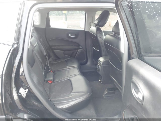 2017 Jeep New Compass Latitude Fwd მანქანა იყიდება აუქციონზე, vin: 3C4NJCBB7HT647786, აუქციონის ნომერი: 45180986