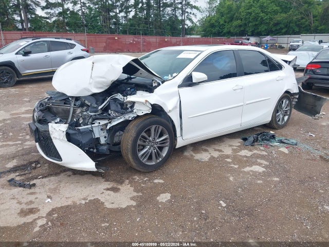45180999 :رقم المزاد ، 4T1BF1FK2HU420316 vin ، 2017 Toyota Camry Se مزاد بيع