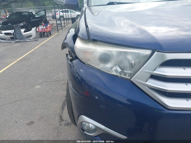 Продажа на аукционе авто 2011 Toyota Highlander Base V6, vin: 5TDBK3EH3BS052466, номер лота: 45181057