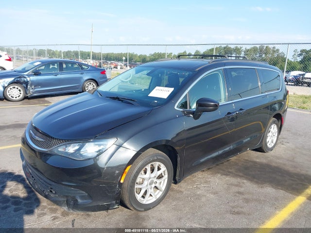2020 Chrysler Voyager Lxi მანქანა იყიდება აუქციონზე, vin: 2C4RC1DG9LR198597, აუქციონის ნომერი: 45181118