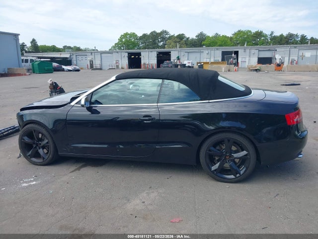 45181121 :رقم المزاد ، WAULFAFH5BN004207 vin ، 2011 Audi A5 2.0t Premium مزاد بيع