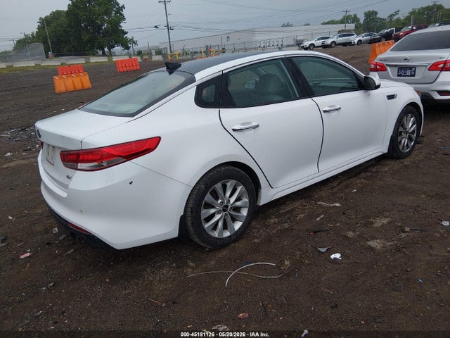 Продажа на аукционе авто 2016 Kia Optima Ex, vin: 5XXGU4L39GG007828, номер лота: 45181126
