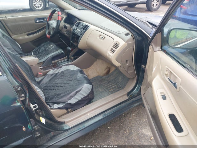 45181145 :رقم المزاد ، 1HGCG16521A009670 vin ، 2001 Honda Accord 3.0 Ex مزاد بيع