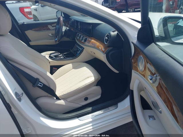 Aukcja sprzedaży 2018 Mercedes-benz E 300, vin: WDDZF4JB7JA331785, numer aukcji: 45181184