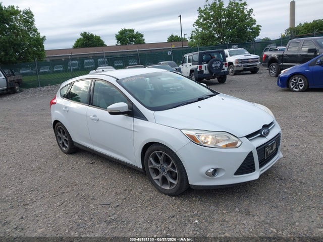 1FADP3K27EL443691 Ford FOCUS SE