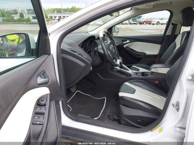 1FADP3K27EL443691 Ford FOCUS SE