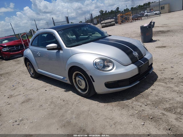 Aukcja sprzedaży 2012 Volkswagen Beetle 2.5l, vin: 3VWJP7AT7CM628881, numer aukcji: 45181194