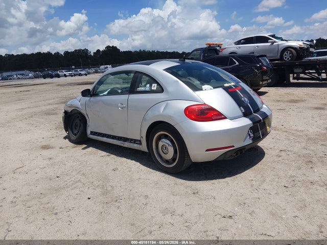 45181194 :رقم المزاد ، 3VWJP7AT7CM628881 vin ، 2012 Volkswagen Beetle 2.5l مزاد بيع