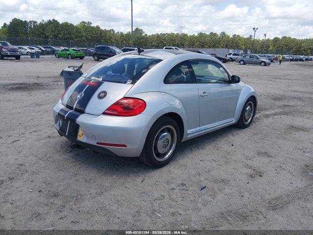 45181194 :رقم المزاد ، 3VWJP7AT7CM628881 vin ، 2012 Volkswagen Beetle 2.5l مزاد بيع