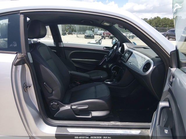 45181194 :رقم المزاد ، 3VWJP7AT7CM628881 vin ، 2012 Volkswagen Beetle 2.5l مزاد بيع