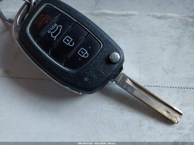 45181220 :رقم المزاد ، 5XYZT3LB4JG567546 vin ، 2018 Hyundai Santa Fe Sport 2.4l مزاد بيع