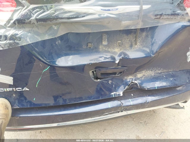 45181232 :رقم المزاد ، 2C4RC1BG0KR526040 vin ، 2019 Chrysler Pacifica Touring L مزاد بيع