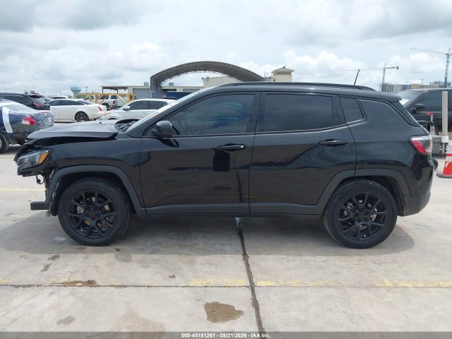 3C4NJCBB1NT178030 Jeep Compass Altitude Fwd