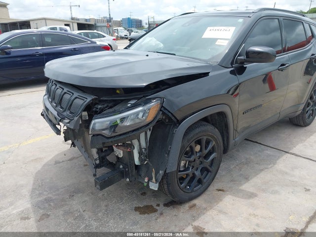 3C4NJCBB1NT178030 Jeep Compass Altitude Fwd