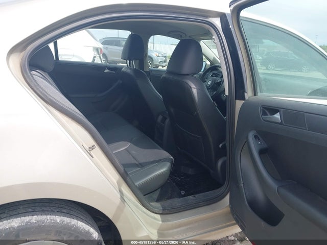 Продажа на аукционе авто 2014 Volkswagen Jetta 1.8t Se, vin: 3VWD17AJ0EM273388, номер лота: 45181296
