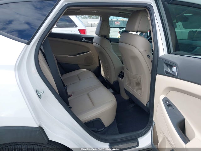 2016 Hyundai Tucson Limited მანქანა იყიდება აუქციონზე, vin: KM8J33A22GU265773, აუქციონის ნომერი: 45181340